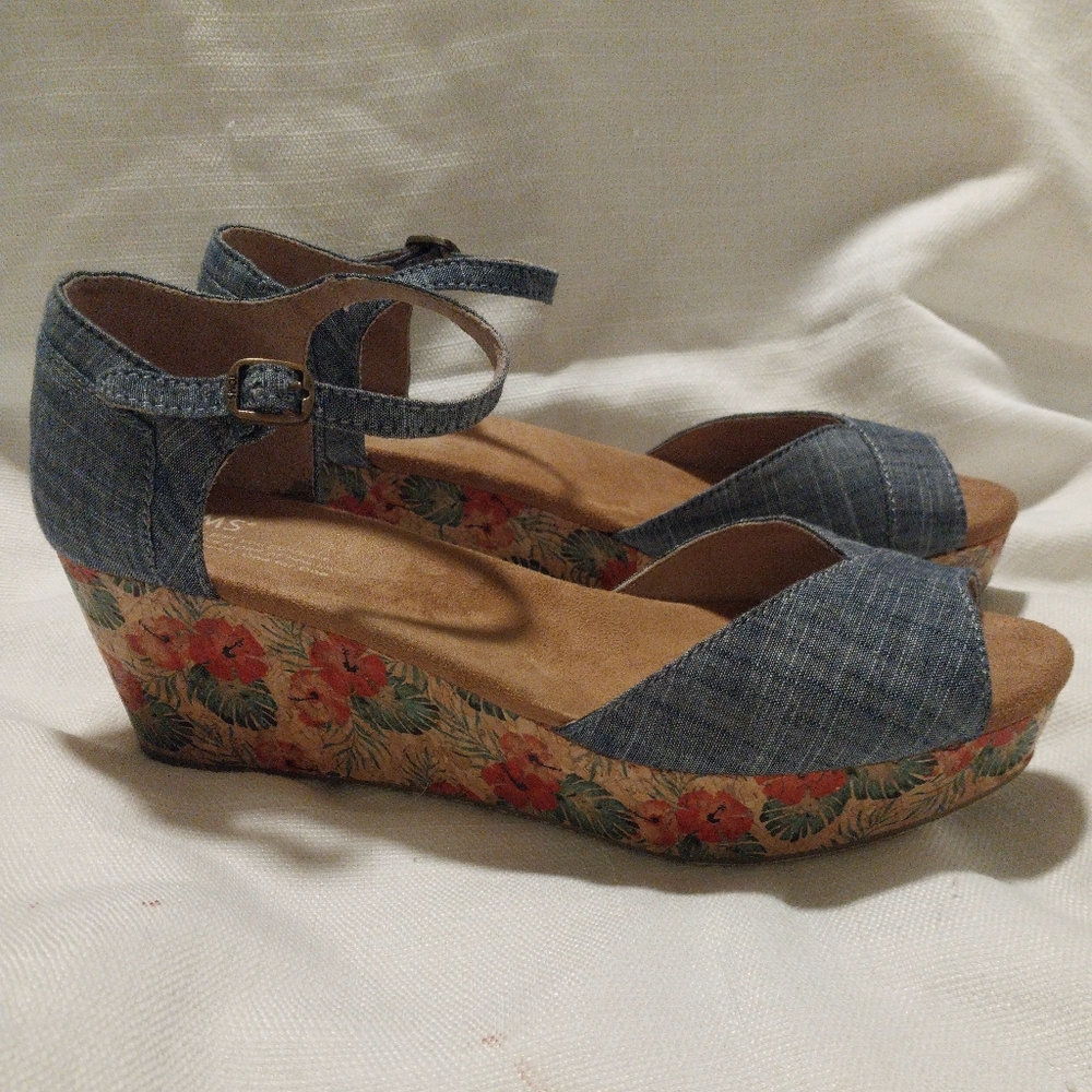 Toms Floral and Blue Chambray Platform Wedge Ankle Strap Sandals